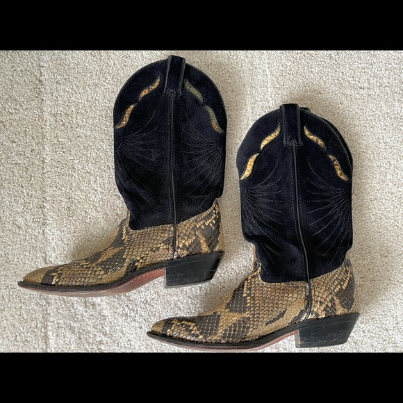 SOLD  😃 CODE WEST Women’s Snake Skin & Suede Cowboy Boots - Picture 8 of 14